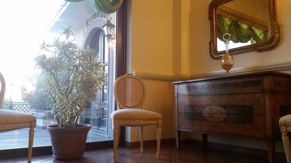 Hotel Villa Degli Angeli Кастель-Гандольфо Екстер'єр фото