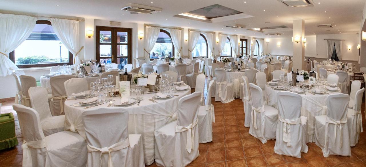 Hotel Villa Degli Angeli Кастель-Гандольфо Екстер'єр фото