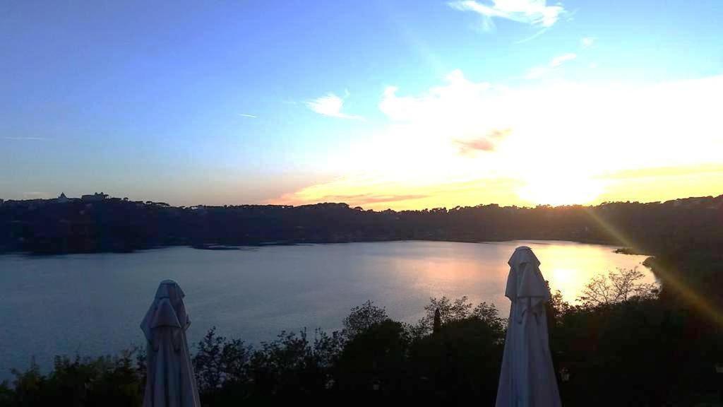 Hotel Villa Degli Angeli Кастель-Гандольфо Екстер'єр фото
